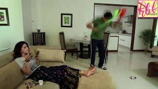 Saba Qamar feet photo thumbnail