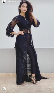 Saba Qamar feet photo thumbnail