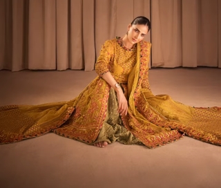 Saba Qamar feet photo thumbnail