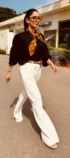 Saba Qamar feet photo thumbnail
