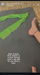 Saba Qamar feet photo thumbnail