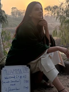 Saba Qamar feet photo 3