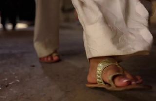 Saba Qamar feet photo 18