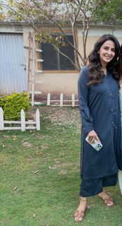 Saba Qamar feet photo 18