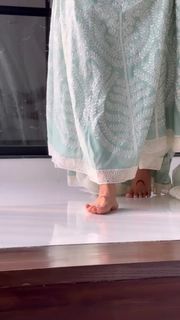 Saba Qamar feet photo 16