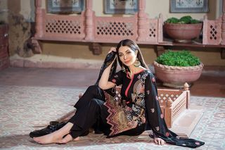 Sabeeka Imam feet photo 10
