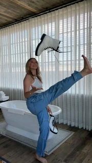 Sabina Gadecki feet photo 3