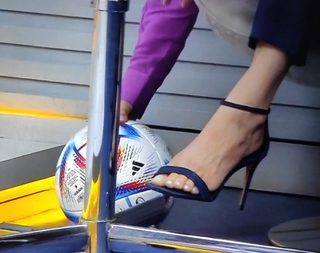 Sabina Simonato feet photo 16