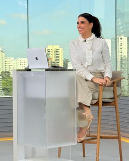 Sabina Simonato feet photo 12