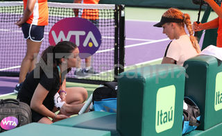 Sabine Lisicki feet photo thumbnail