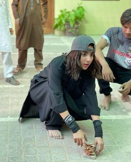 Saboor Ali feet photo 6