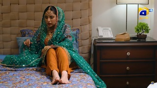 Saboor Ali feet photo 10