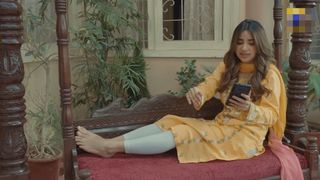 Saboor Ali feet photo 13
