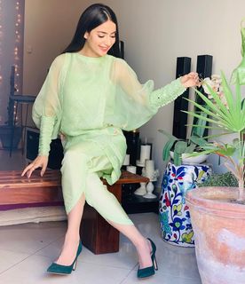 Saboor Ali feet photo 11