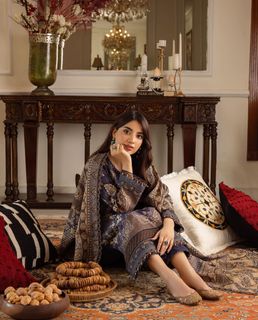 Saboor Ali feet photo 12