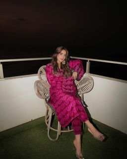 Saboor Ali feet photo 15