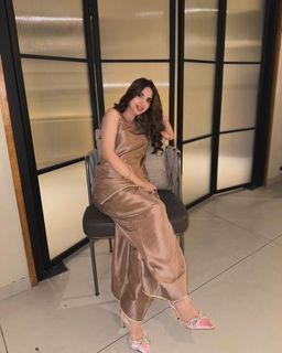 Saboor Ali feet photo 1