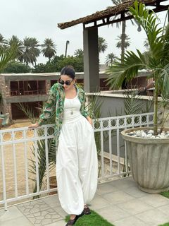 Saboor Ali feet photo 8