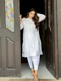 Saboor Ali feet photo 4