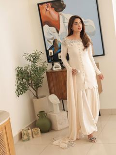 Saboor Ali feet photo 9