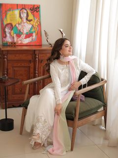 Saboor Ali feet photo 5