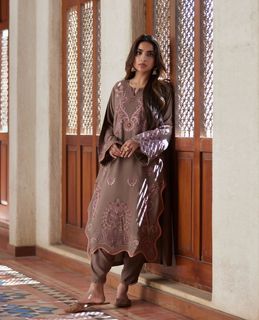 Saboor Ali feet photo 17