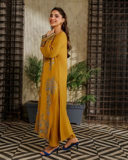 Saboor Ali feet photo 15