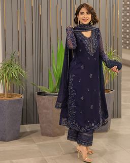 Saboor Ali feet photo 14