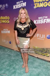 Sabrina Bryan feet photo 2