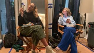 Sabrina Carpenter feet photo thumbnail