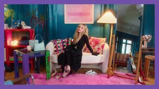 Sabrina Carpenter feet photo thumbnail