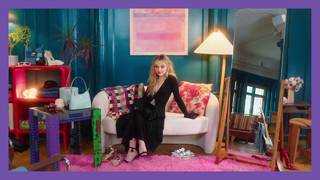Sabrina Carpenter feet photo thumbnail