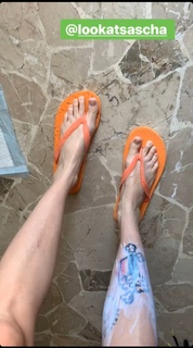 Sabrina Cereseto feet photo thumbnail
