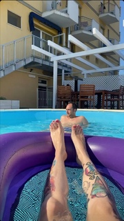 Sabrina Cereseto feet photo thumbnail