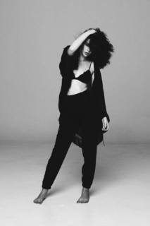 Sabrina Claudio feet photo 3