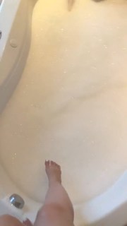 Sabrina Claudio feet photo 7