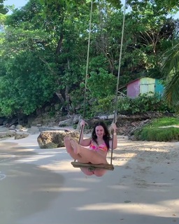 Sabrina Claudio feet photo 5