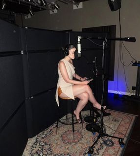 Sabrina Claudio feet photo 15