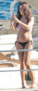 Sabrina Ferilli feet photo thumbnail