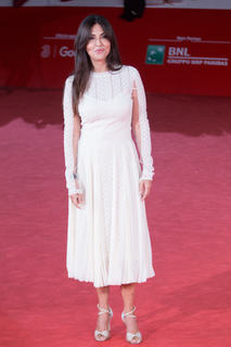 Sabrina Ferilli feet photo thumbnail