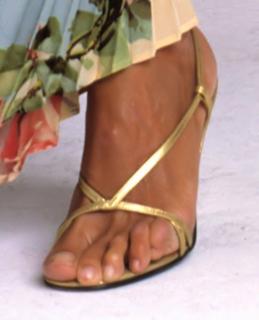 Sabrina Ferilli feet photo thumbnail