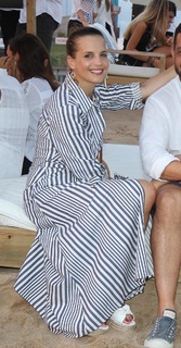 Sabrina Garciarena feet photo 12