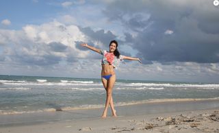 Sabrina Ouazani feet photo 17