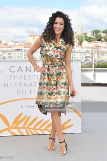 Sabrina Ouazani feet photo 5