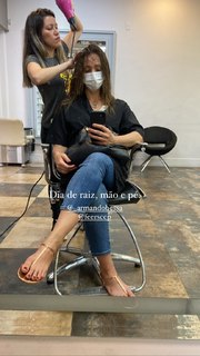 Sabrina Parlatore feet photo 1