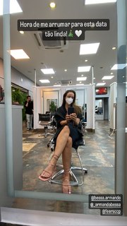 Sabrina Parlatore feet photo 9