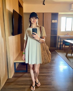 Sabrina Parlatore feet photo 19