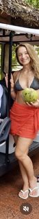 Sabrina Parlatore feet photo 2