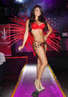 Sabrina Ravelli feet photo 3