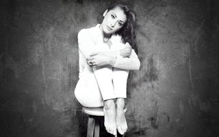 Sabrina Salerno feet photo thumbnail